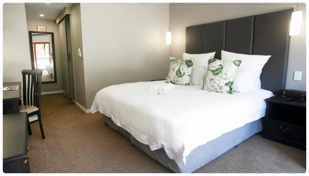 Ruslamere Hotel And Conference Centre Durbanville Esterno foto