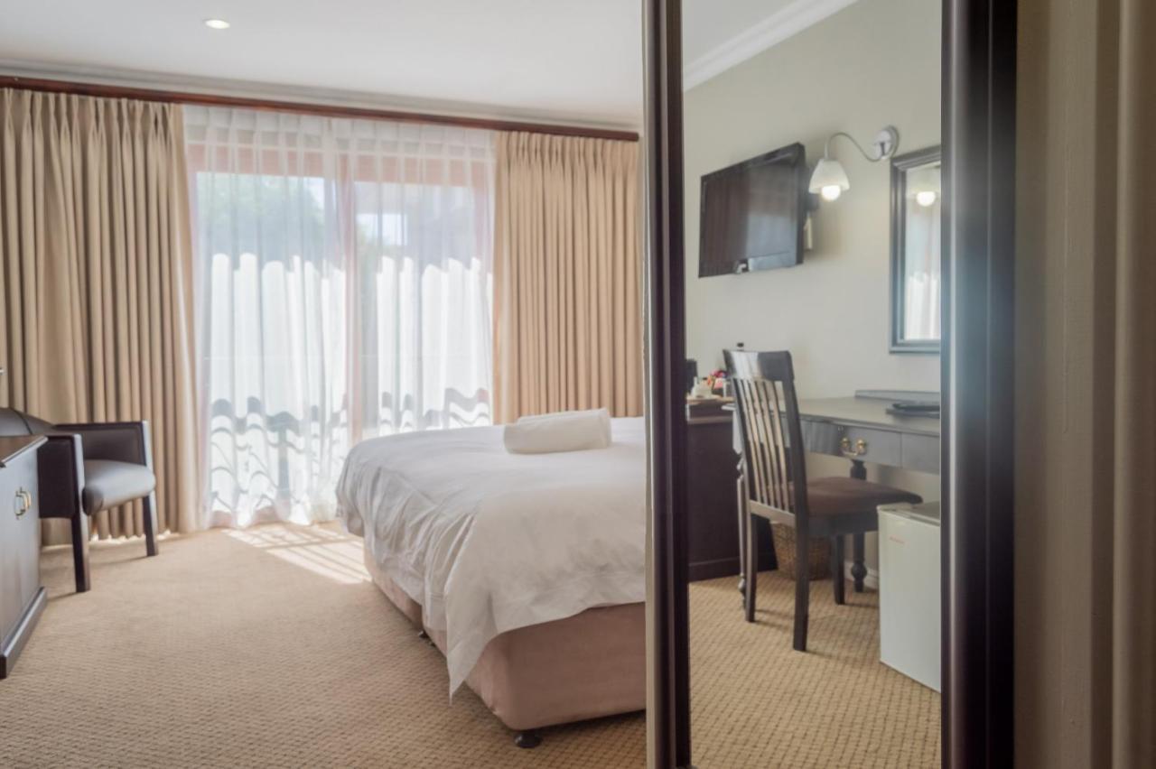 Ruslamere Hotel And Conference Centre Durbanville Esterno foto